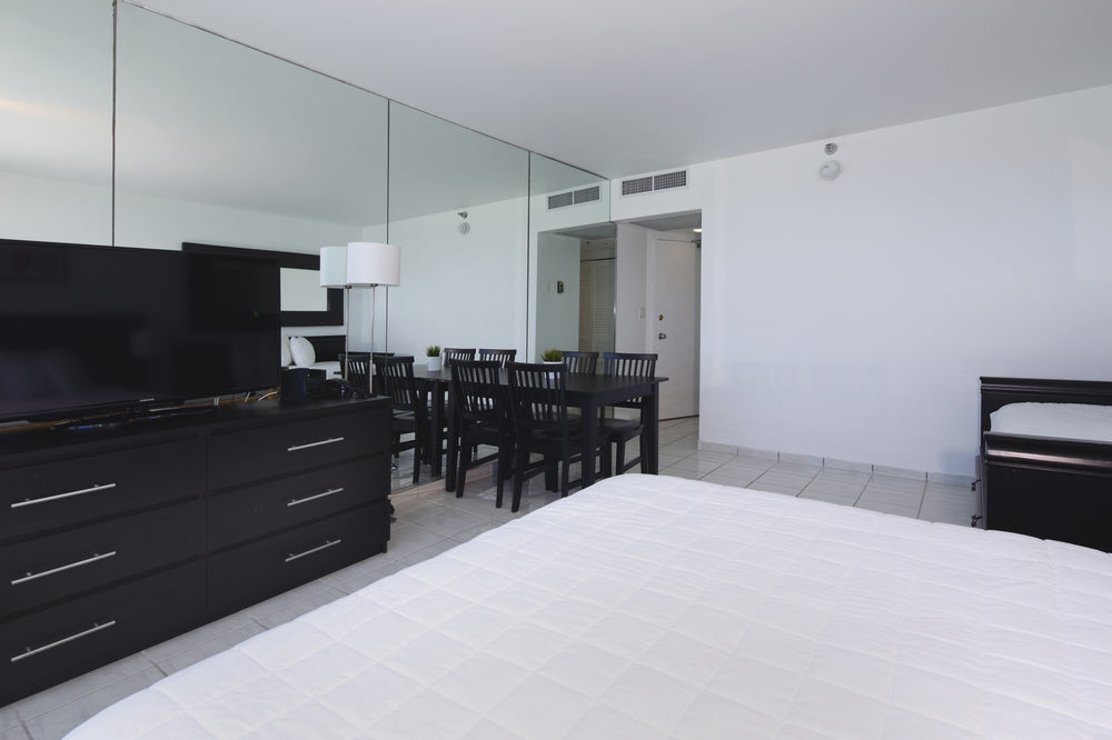 Castle Beach By New Point Miami Ξενοδοχείο Μαϊάμι Μπιτς Εξωτερικό φωτογραφία