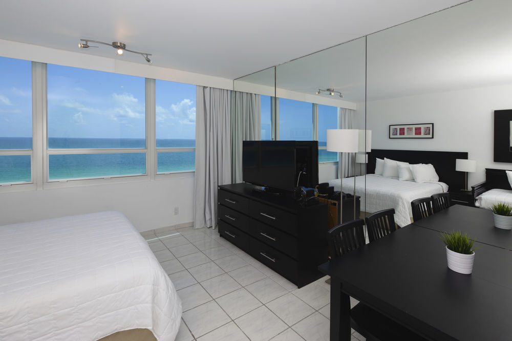 Castle Beach By New Point Miami Ξενοδοχείο Μαϊάμι Μπιτς Εξωτερικό φωτογραφία